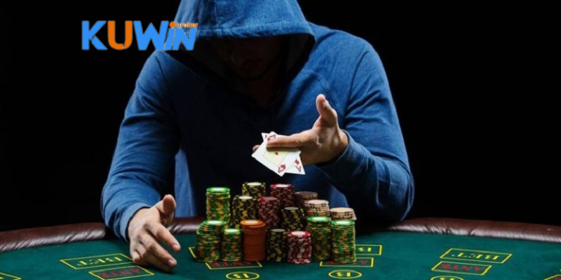 Cách Chơi Poker Chuyên Nghiệp