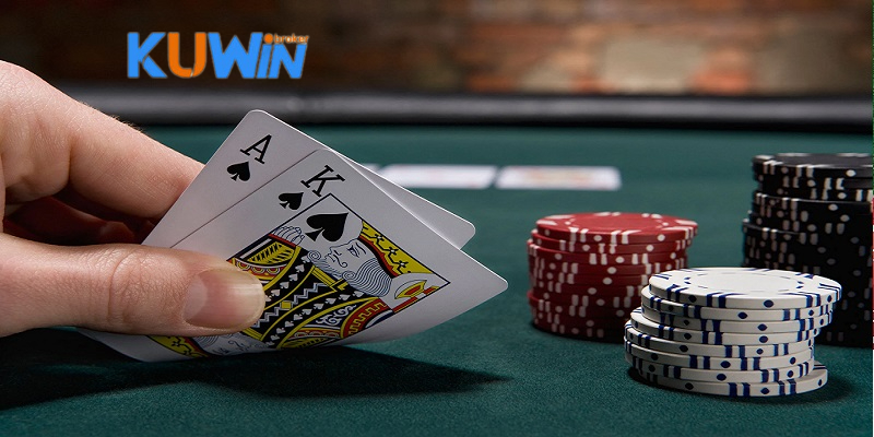 Hướng dẫn cách chơi poker chuyên nghiệp KUWIN